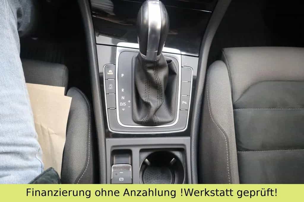 Volkswagen Golf VII Variant Highline *NAVI*CAM*DIGITAL*AHK 03/2017-photo-39