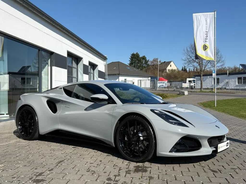 Lotus Emira I4 DCT "Turbo SE" by Lotus am Ring null-photo-2