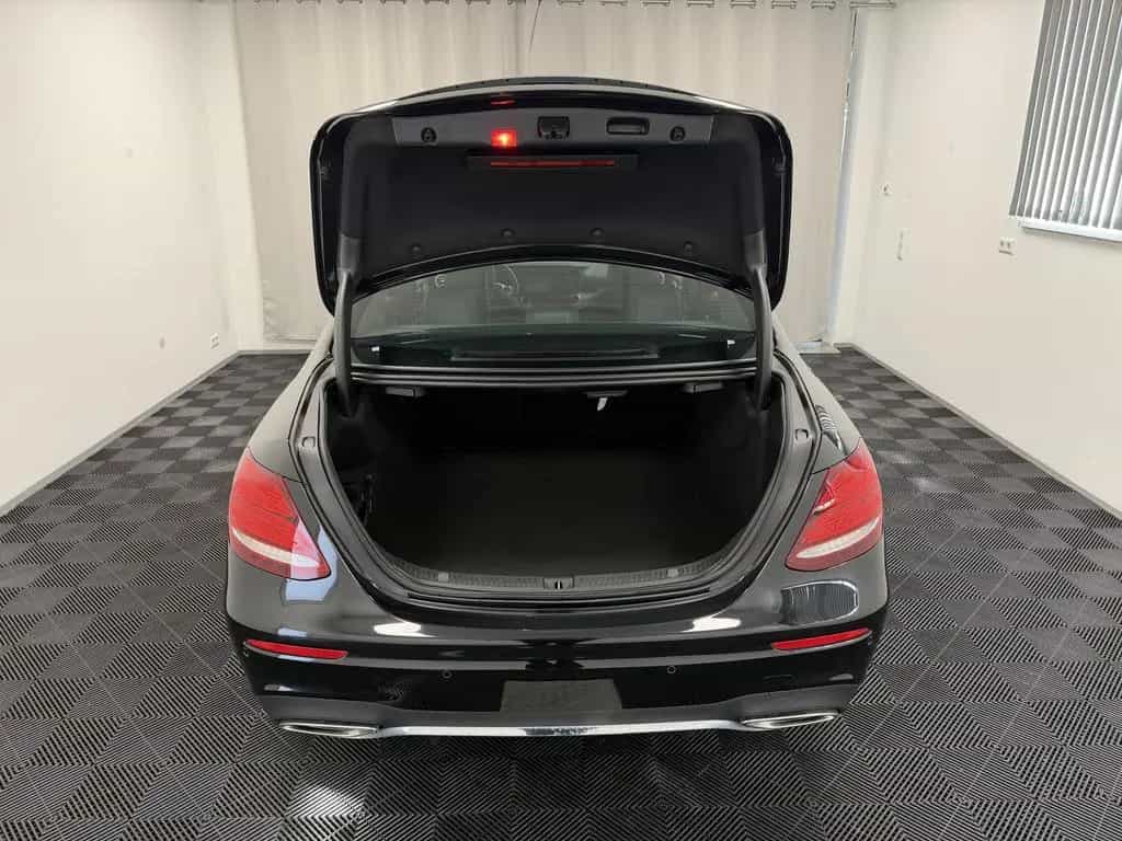 Mercedes-Benz E-Class 400 4Matic AMG-Line Wide MB-LED 360G Distr.+ 05/2018-photo-17