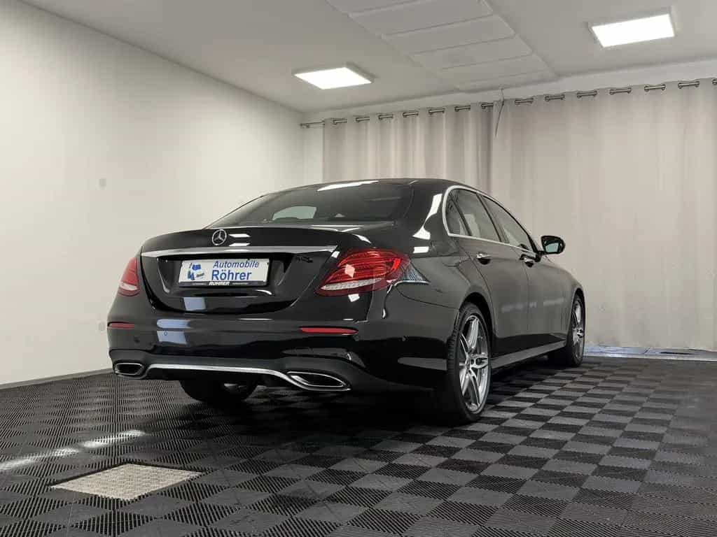 Mercedes-Benz E-Class 400 4Matic AMG-Line Wide MB-LED 360G Distr.+ 05/2018-photo-37