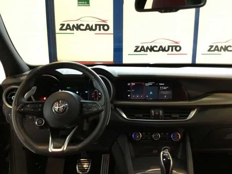 Alfa Romeo Stelvio Stelvio 2.2 Turbodiesel 210 C 03/2025-photo-11
