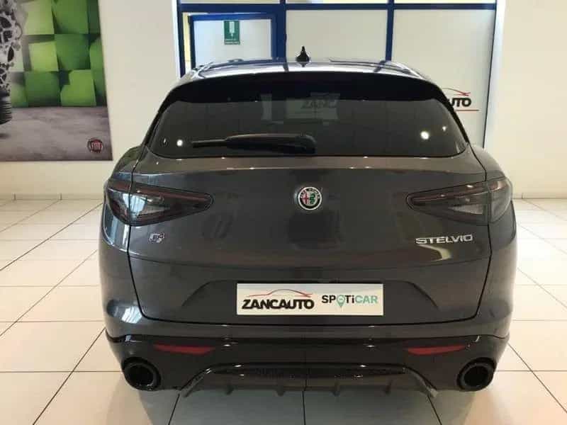 Alfa Romeo Stelvio Stelvio 2.2 Turbodiesel 210 C 03/2025-photo-5