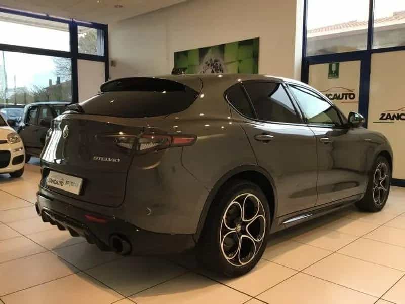 Alfa Romeo Stelvio Stelvio 2.2 Turbodiesel 210 C 03/2025-photo-6