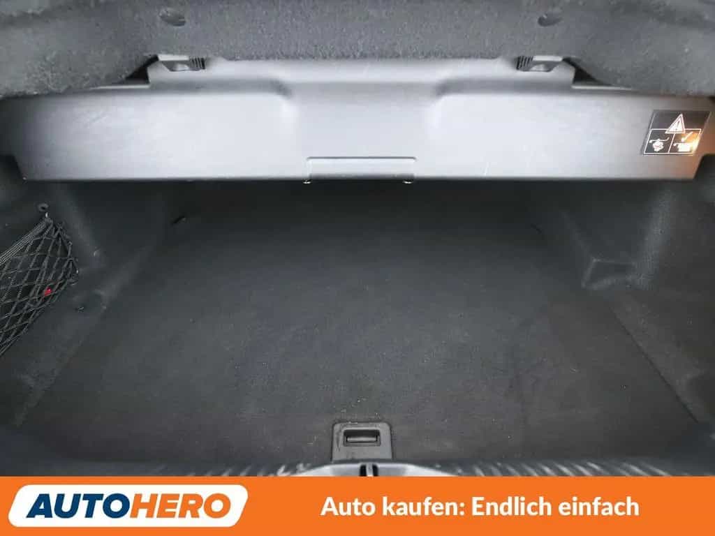 Mercedes-Benz C-Class 180 AMG Line Aut.*LED*NAVI*TEMPO*PDC*SHZ*KLIMA 04/2018-photo-17