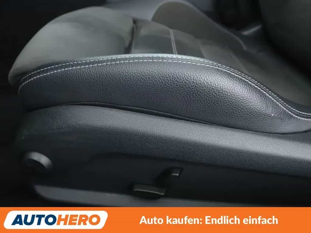 Mercedes-Benz C-Class 180 AMG Line Aut.*LED*NAVI*TEMPO*PDC*SHZ*KLIMA 04/2018-photo-28