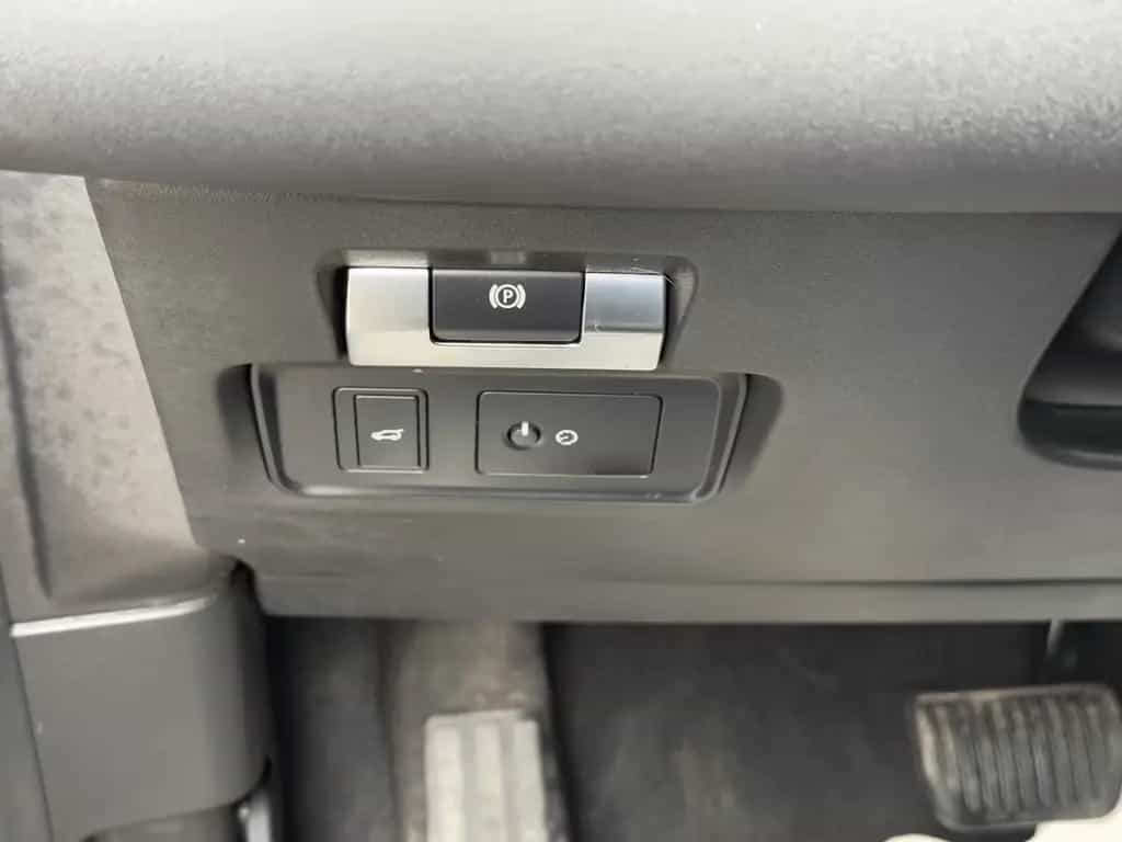 Land Rover Discovery Sport AWD Automatik / AHK / RFK / DAB 01/2020-photo-15
