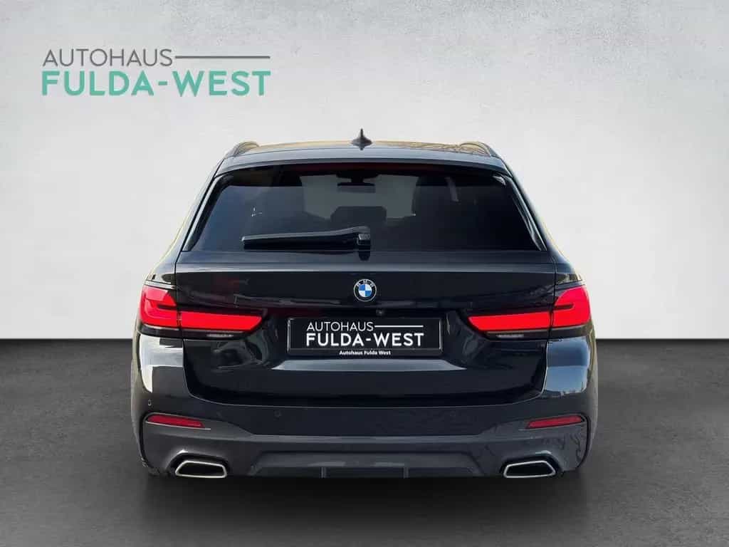 BMW 5 Series 520d Touring M Sport xDrive LED Pano Leder HuD 07/2021-photo-6