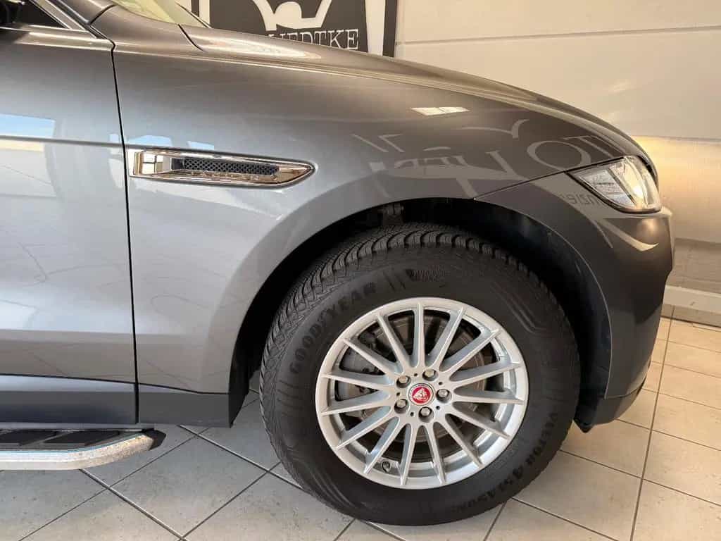 Jaguar F-Pace Prestige AWD/Navi/Sitzhz./AHK/Panorama 11/2017-photo-9