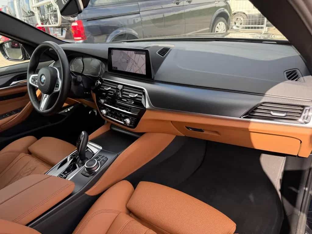 BMW 5 Series 520 d xDrive M-Paket *Head-up*AHK*ACC*Kam*1.Hd* 10/2020-photo-36