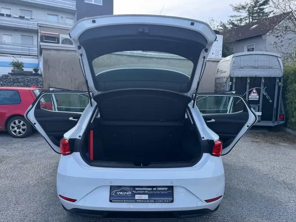 Seat Leon Style Navi LMF Sitzheizung  ACC 1.Hand 02/2022-photo-8