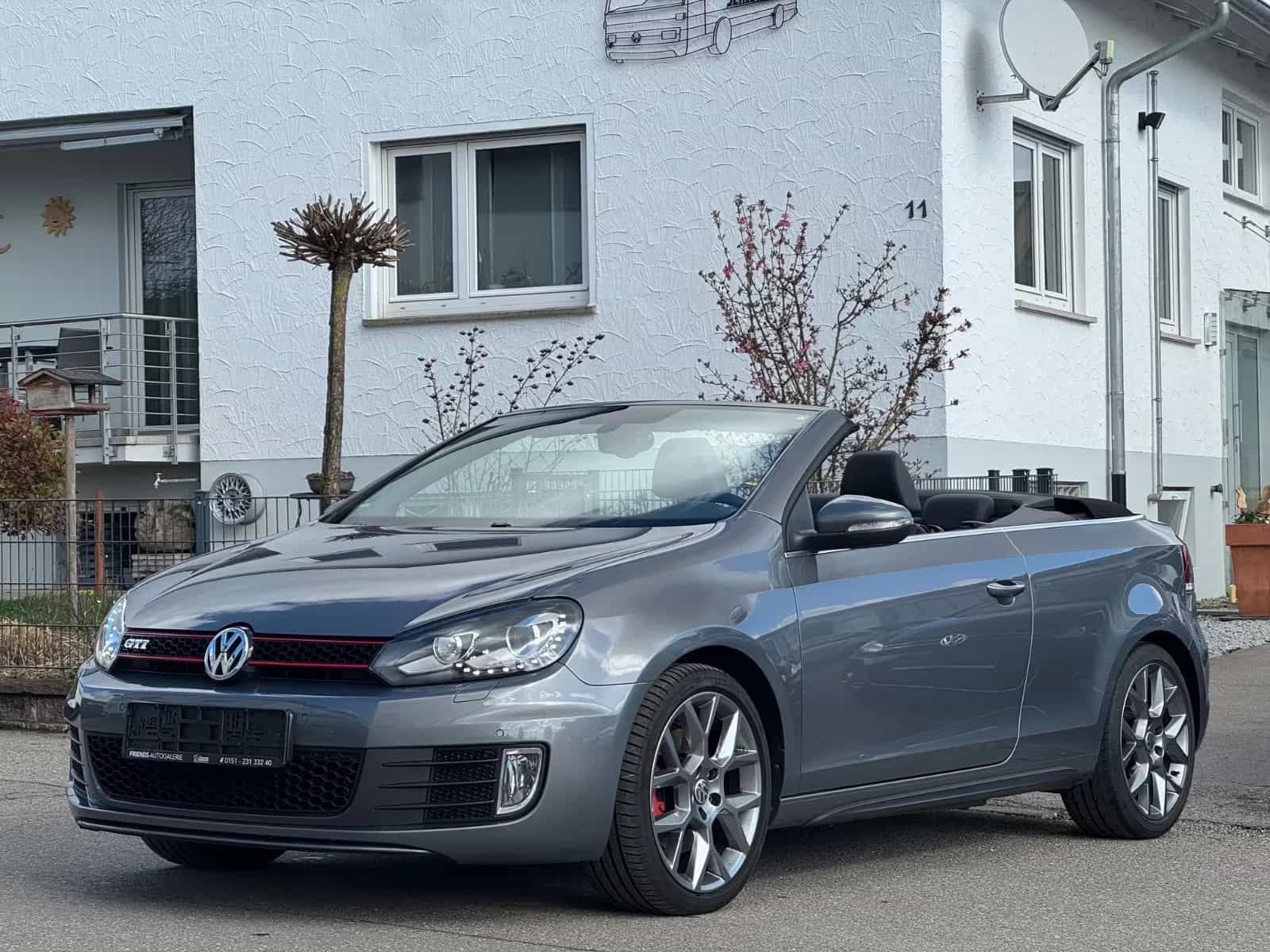 Volkswagen Golf 6 GTI Cabriolet 2.0*GARANTIE*8-FACH*AHK*KAM 03/2015-photo-0