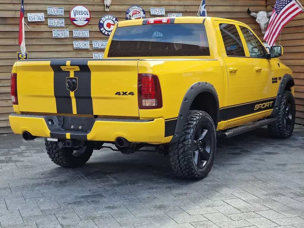 Dodge RAM 1500 RumbleBee 5,7L V8 4x4 AHK SHZ 20´´ 09/2019-photo-12