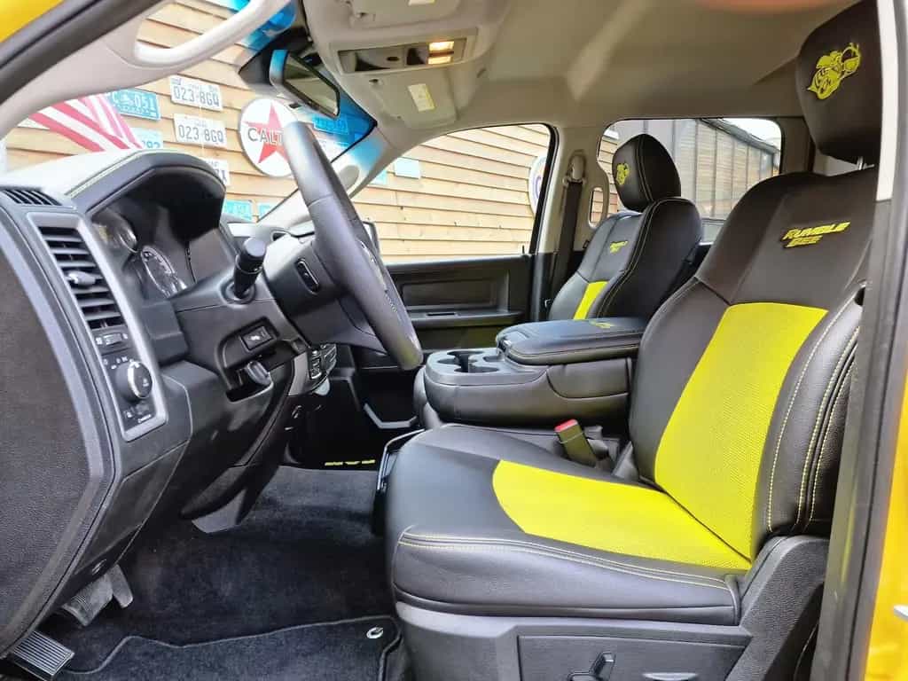 Dodge RAM 1500 RumbleBee 5,7L V8 4x4 AHK SHZ 20´´ 09/2019-photo-18