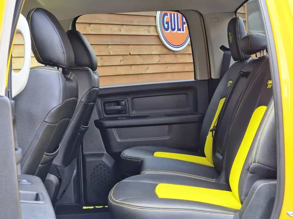Dodge RAM 1500 RumbleBee 5,7L V8 4x4 AHK SHZ 20´´ 09/2019-photo-20