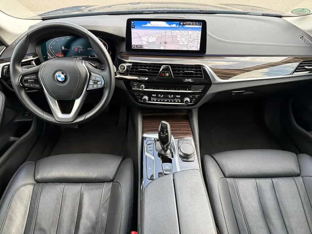 BMW 5 Series 520d Luxury Line/1.Hd/NAVI/AMBIENTE/HOLZ/LED/SHZ 10/2021-photo-9