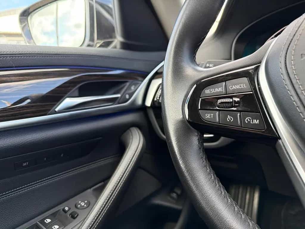 BMW 5 Series 520d Luxury Line/1.Hd/NAVI/AMBIENTE/HOLZ/LED/SHZ 10/2021-photo-13