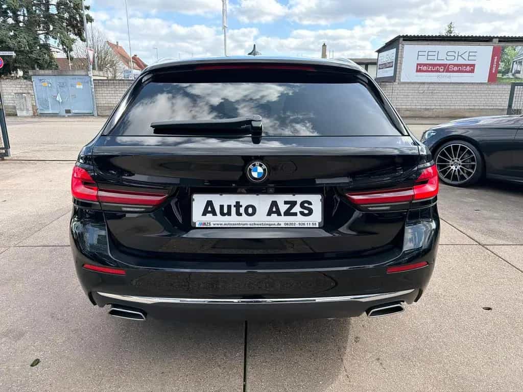 BMW 5 Series 520d Luxury Line/1.Hd/NAVI/AMBIENTE/HOLZ/LED/SHZ 10/2021-photo-4