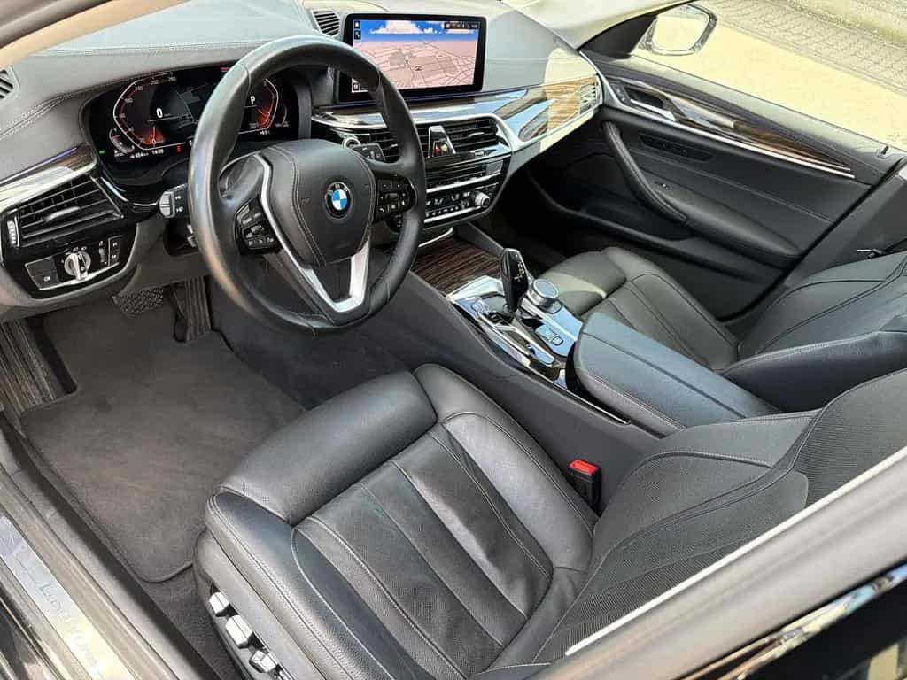 BMW 5 Series 520d Luxury Line/1.Hd/NAVI/AMBIENTE/HOLZ/LED/SHZ 10/2021-photo-8