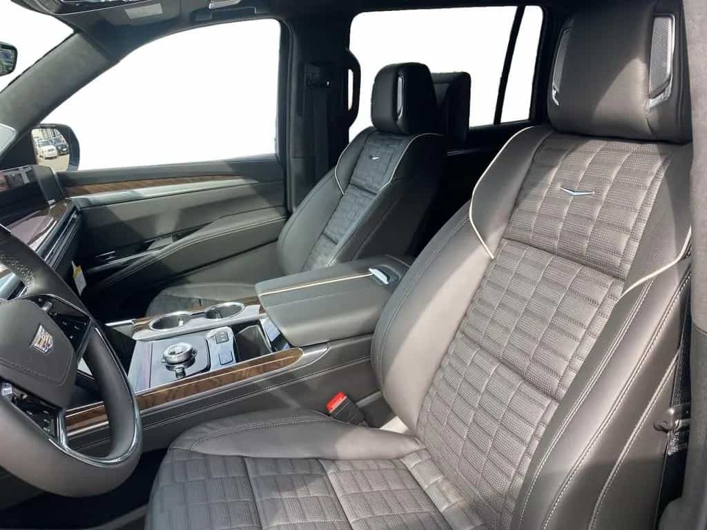 Cadillac Escalade ESV 4WD Platinum Sport MY26 VOLL null-photo-17