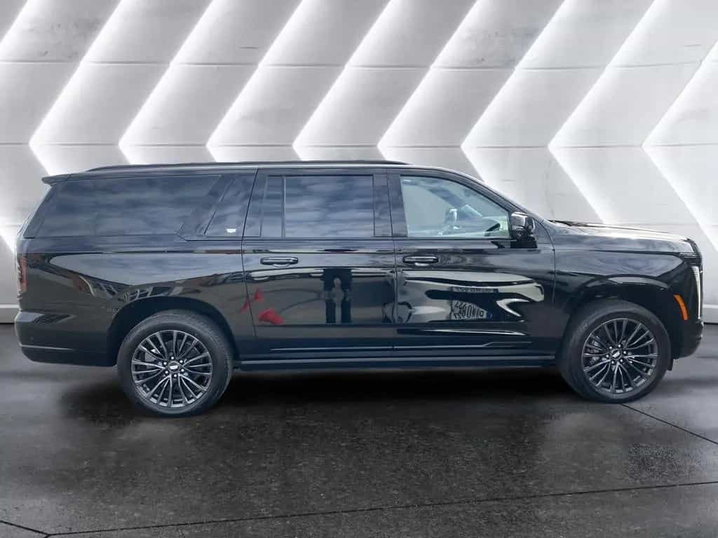 Cadillac Escalade ESV 4WD Platinum Sport MY26 VOLL null-photo-4