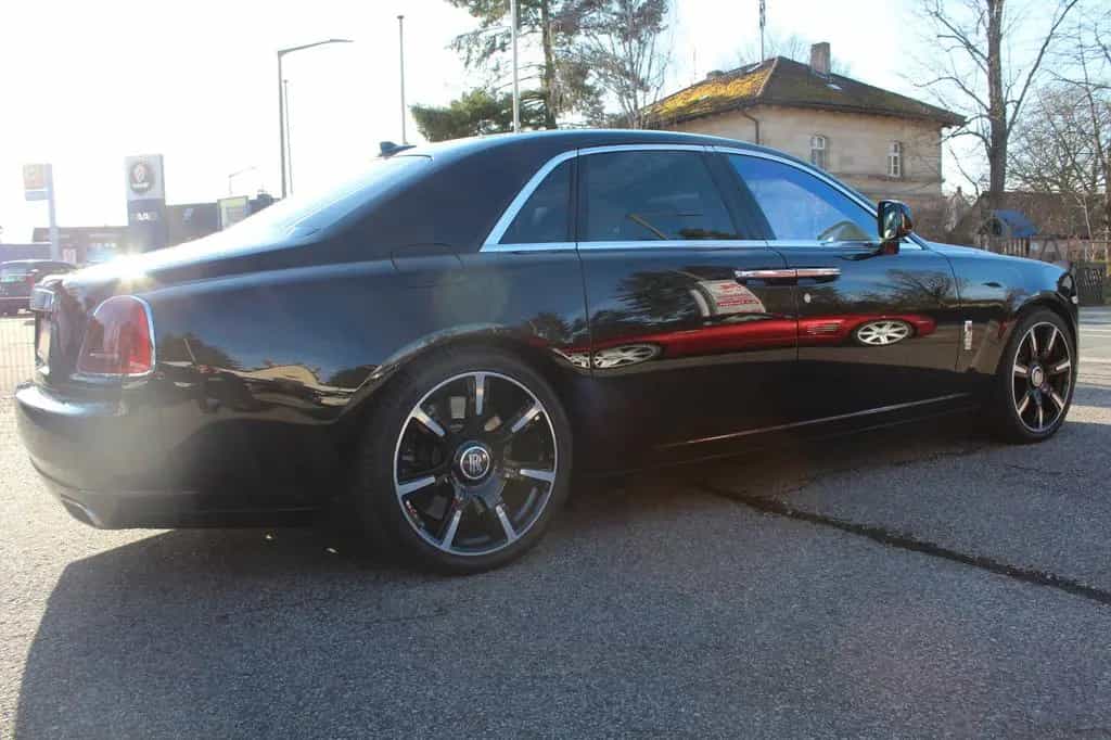 Rolls-Royce Ghost Family 6,6 Lit., V12 01/2011-photo-10