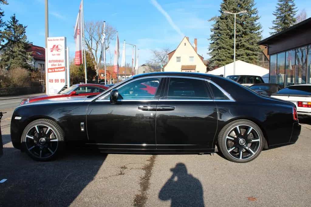 Rolls-Royce Ghost Family 6,6 Lit., V12 01/2011-photo-17