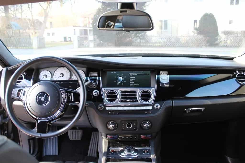 Rolls-Royce Ghost Family 6,6 Lit., V12 01/2011-photo-22