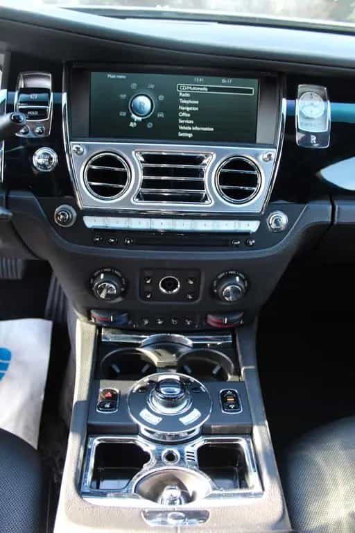 Rolls-Royce Ghost Family 6,6 Lit., V12 01/2011-photo-30