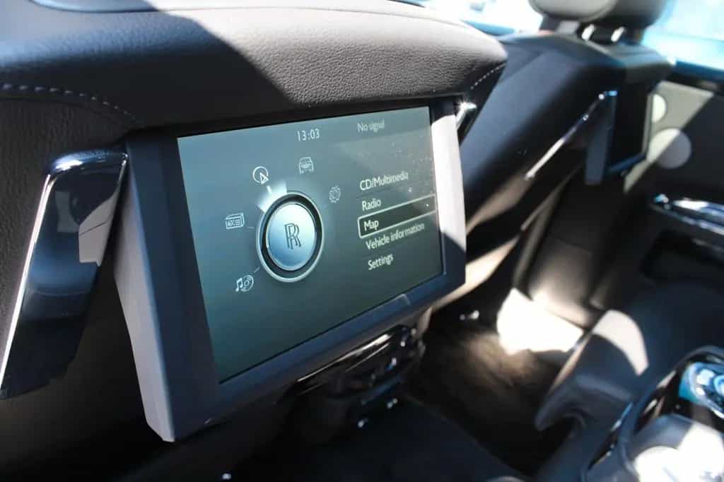 Rolls-Royce Ghost Family 6,6 Lit., V12 01/2011-photo-36