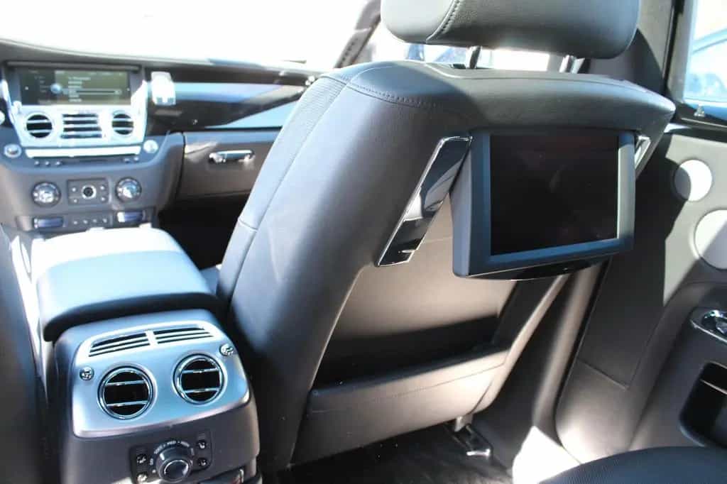 Rolls-Royce Ghost Family 6,6 Lit., V12 01/2011-photo-41