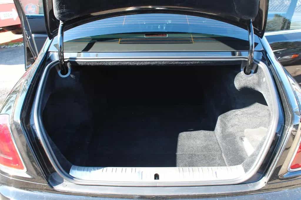 Rolls-Royce Ghost Family 6,6 Lit., V12 01/2011-photo-42