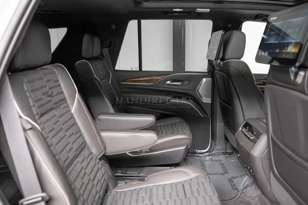 Cadillac New! SUV Sport Platinum €82500 +22" 12-spoke null-photo-10