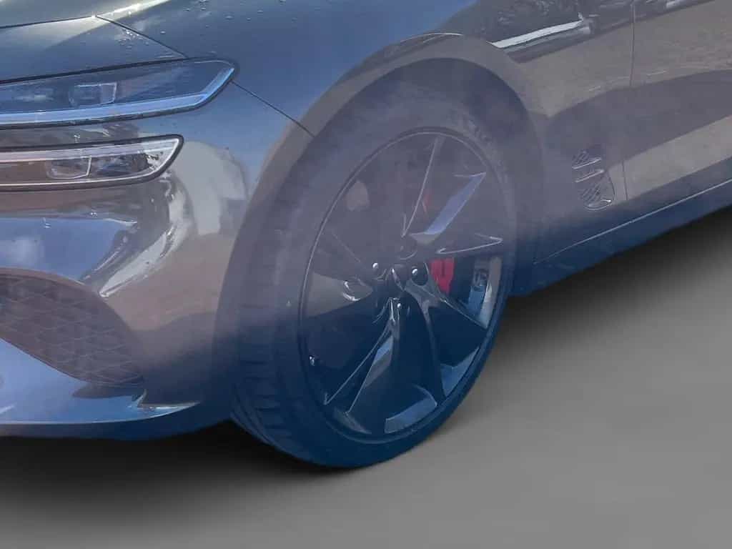 Genesis G70 2.0 T Plus Sport AWD HUD Sitzklima Kamera 08/2024-photo-10