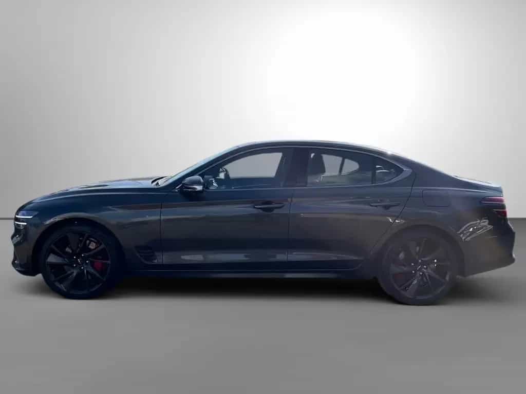 Genesis G70 2.0 T Plus Sport AWD HUD Sitzklima Kamera 08/2024-photo-7