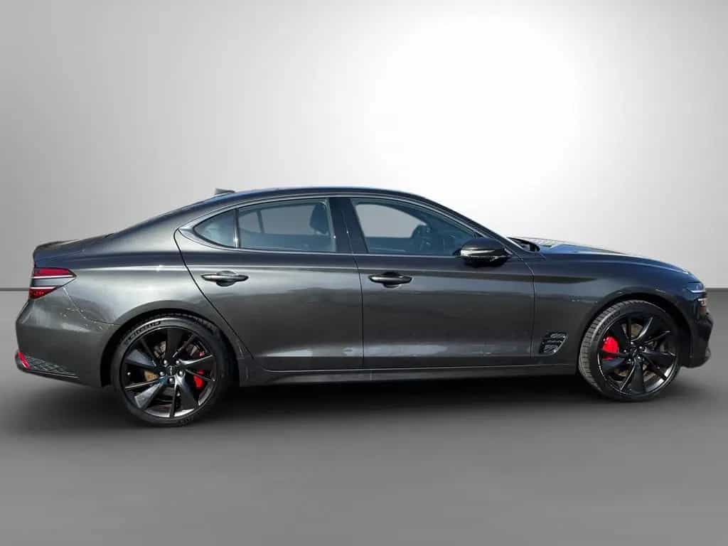 Genesis G70 2.0 T Plus Sport AWD HUD Sitzklima Kamera 08/2024-photo-8