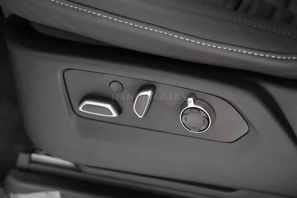 Cadillac New! SUV Sport Platinum €82500 +22" 12-spoke null-photo-30