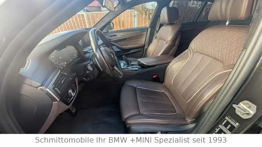 BMW M550 04/2021-photo-23