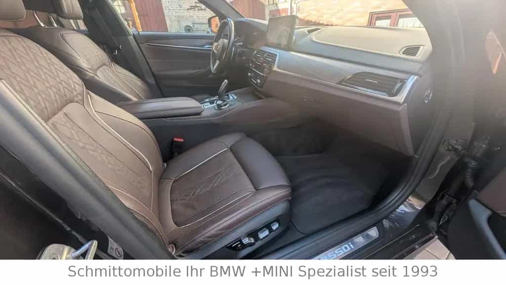 BMW M550 04/2021-photo-26
