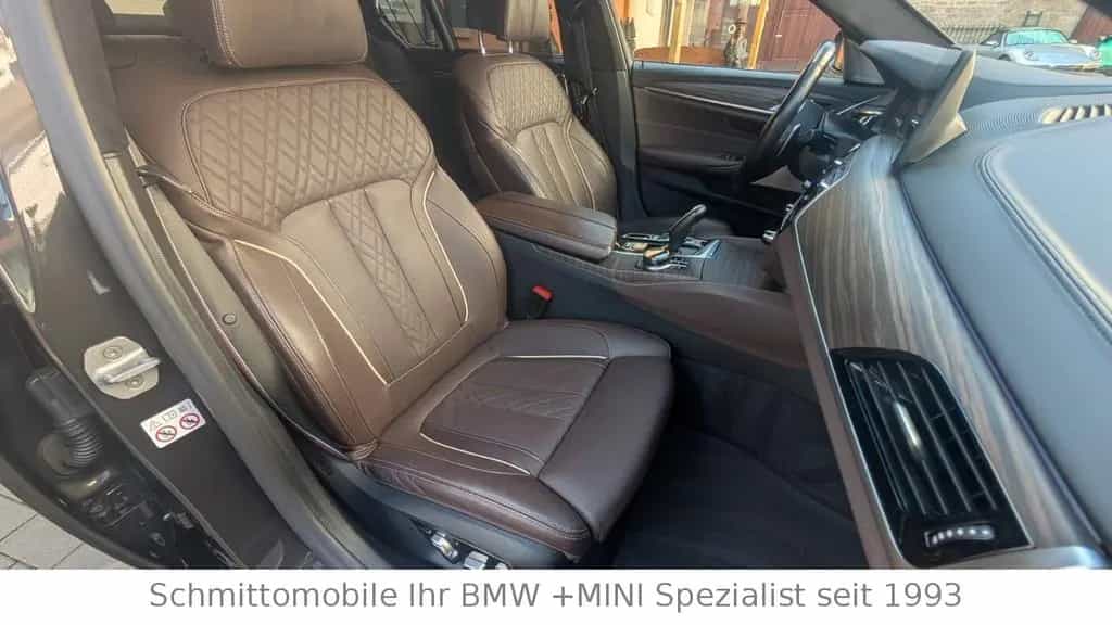 BMW M550 04/2021-photo-37