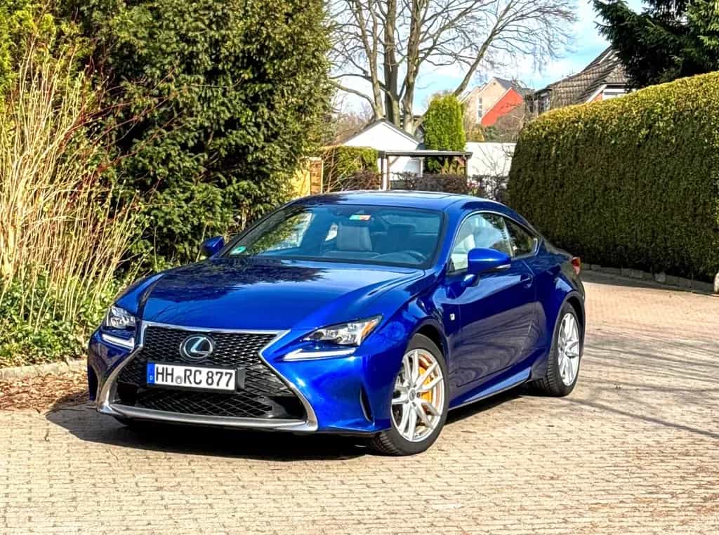 Lexus RC 200t F SPORT Vollsusstattung Scheckheft Top 02/2017-photo-1