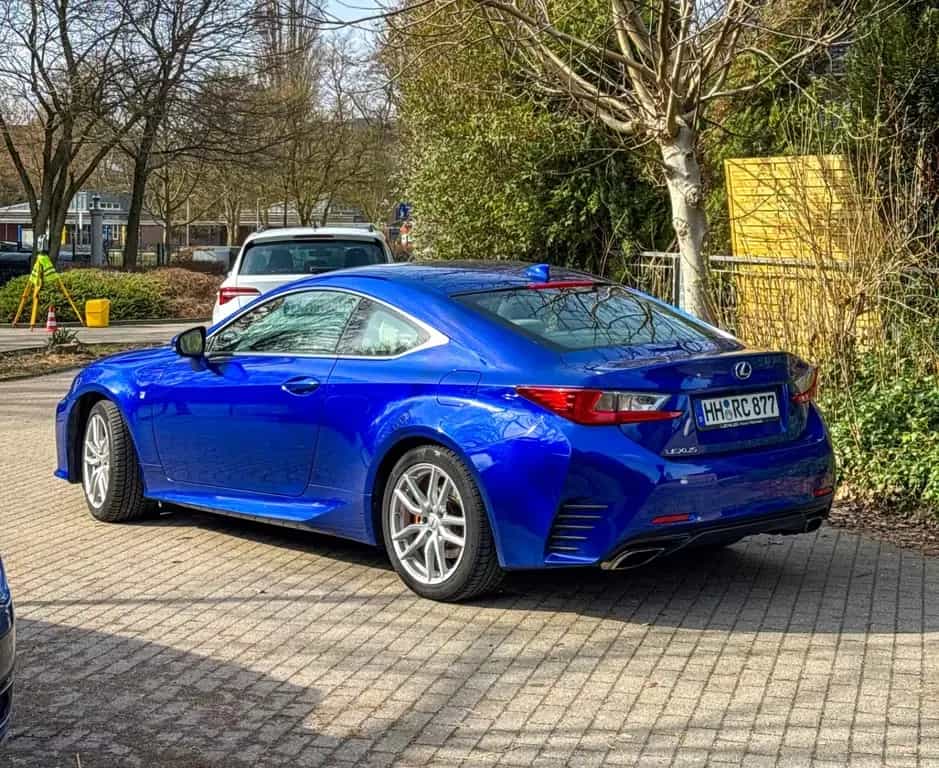 Lexus RC 200t F SPORT Vollsusstattung Scheckheft Top 02/2017-photo-3