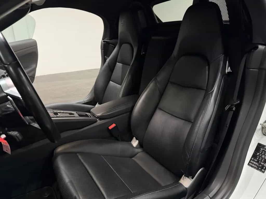 Porsche Boxster 718 PSA Sitzheizung + Belüftung PDK 20" 02/2018-photo-29