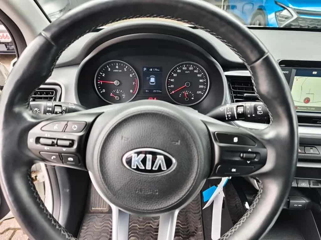 Kia Stonic 1.0T 120 Dream Team Navi/17"/Kamera/SHeiz 11/2018-photo-12