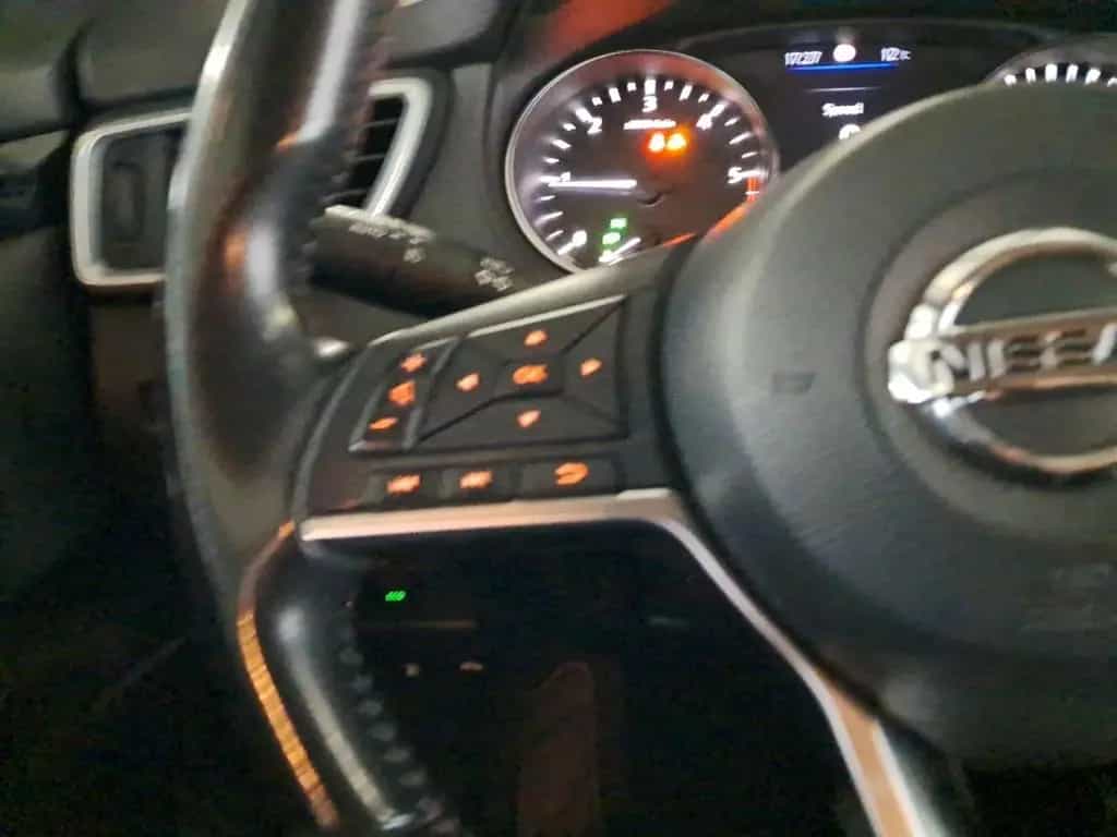 Nissan Qashqai 1.2DIG-T 4x2 Aut.Tekna+PANO+KAMERA+AHK 04/2019-photo-21