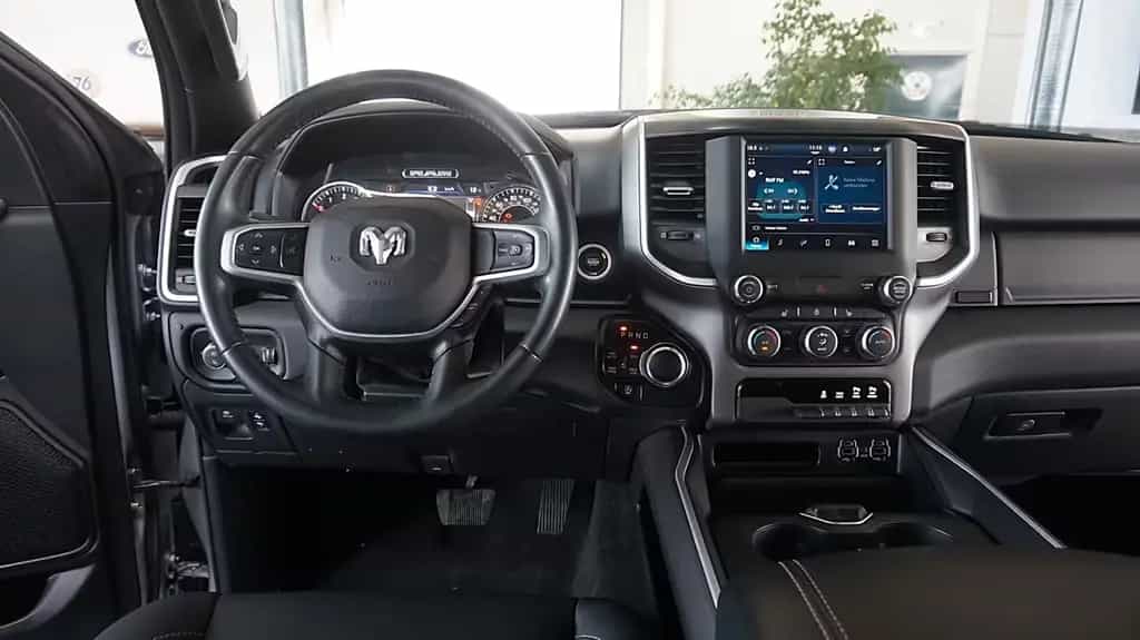 Dodge RAM 1500 HEMI 5.7l Crew-Cab*4x4*Navi*Alu20* 07/2023-photo-10