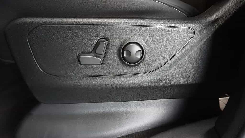 Dodge RAM 1500 HEMI 5.7l Crew-Cab*4x4*Navi*Alu20* 07/2023-photo-22
