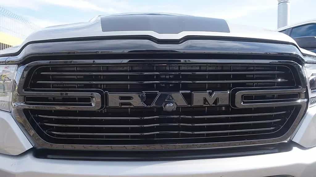 Dodge RAM 1500 HEMI 5.7l Crew-Cab*4x4*Navi*Alu20* 07/2023-photo-27