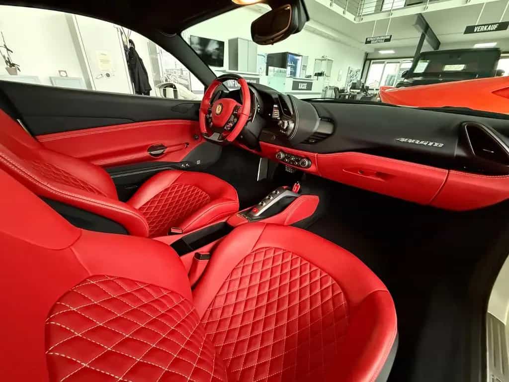 Ferrari 488 GTB *Lift*JBL*Kam.* 09/2017-photo-12