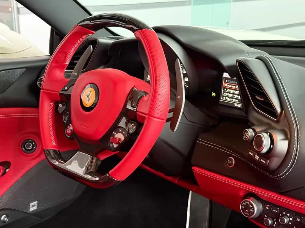 Ferrari 488 GTB *Lift*JBL*Kam.* 09/2017-photo-13