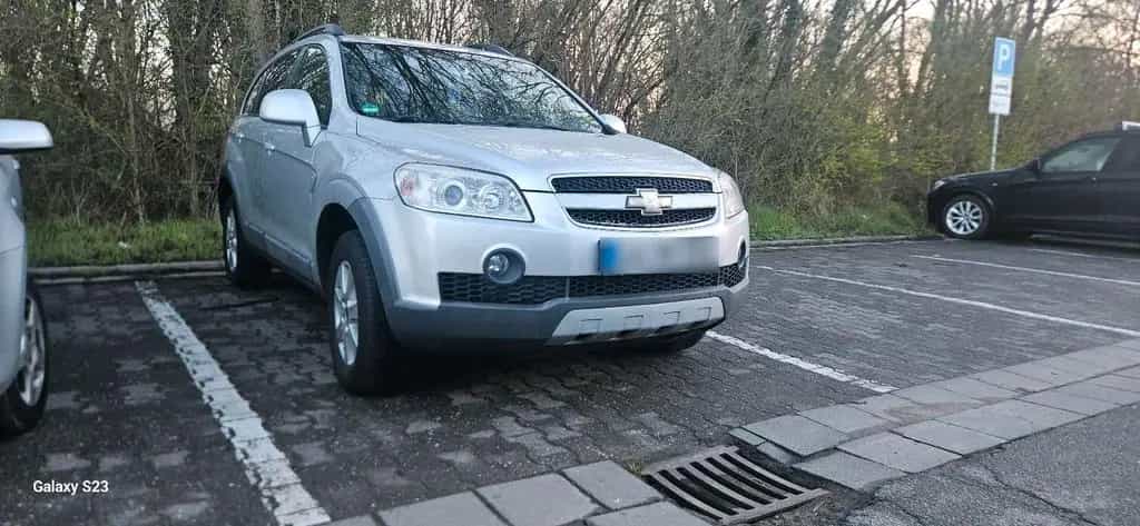 Chevrolet Captiva 7 sitz 2011bj. 06/2011-photo-0
